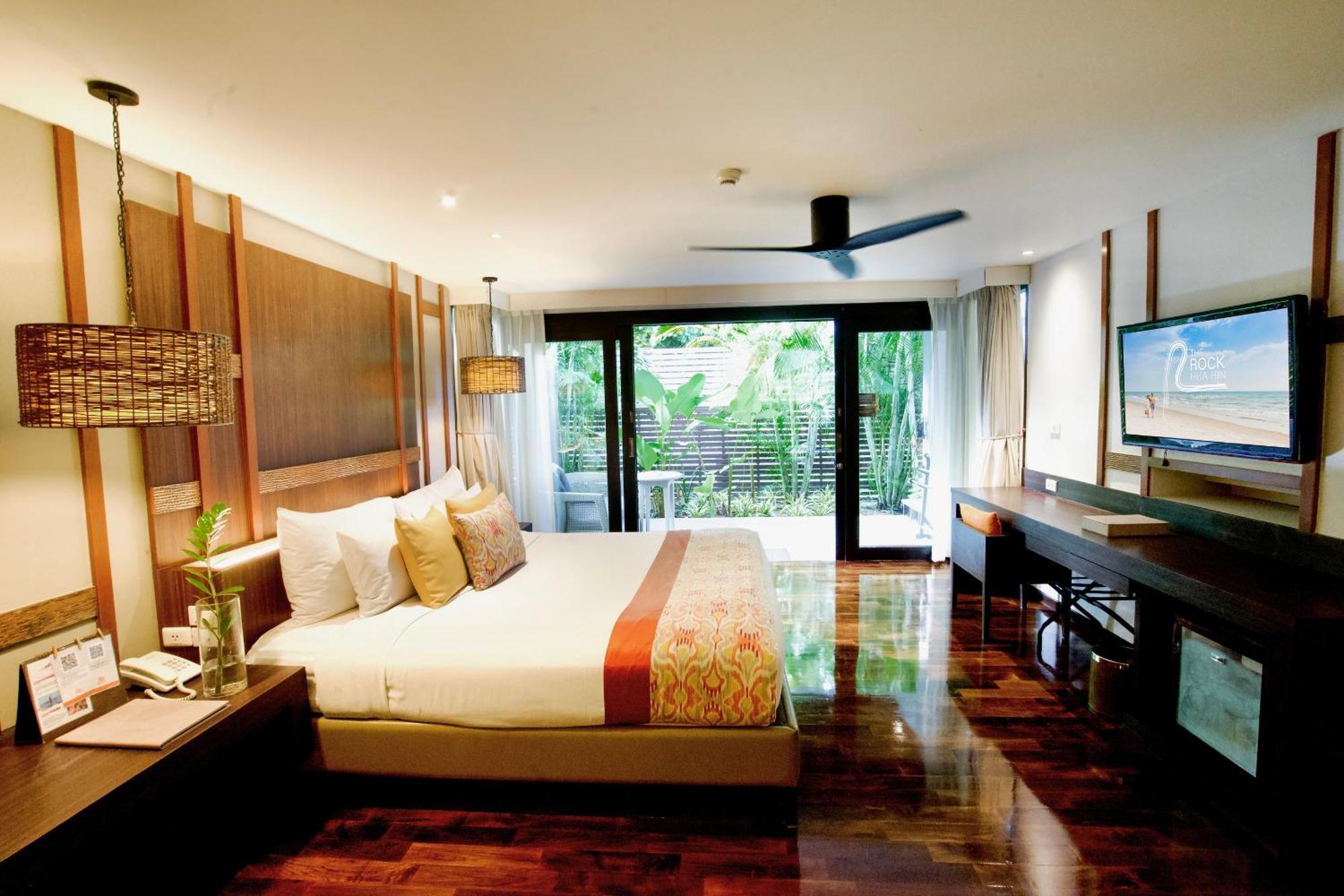 The Rock Hua Hin Beachfront Spa Resort HHQ Exterior foto